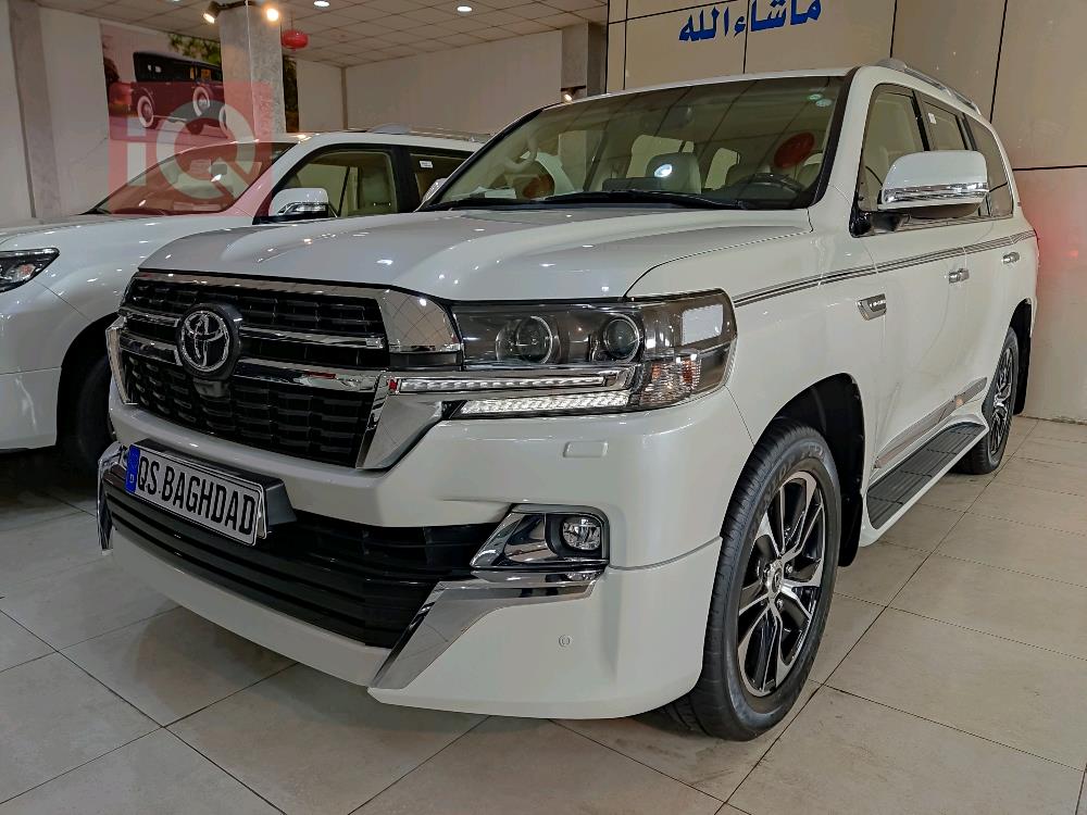 تويوتا لاندكروزر